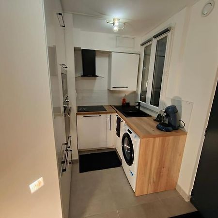 Joli Appartement Au Pied Du Tramway Bezons Exteriör bild