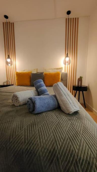 Joli Appartement Au Pied Du Tramway Bezons Exteriör bild